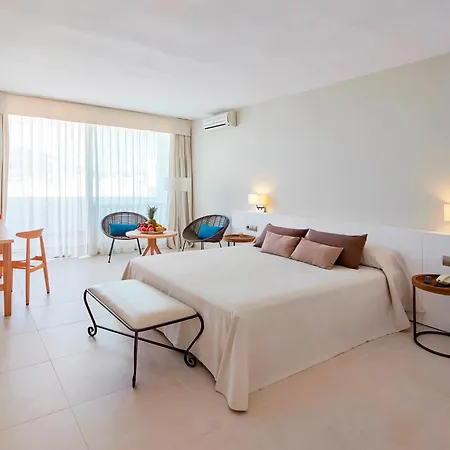 Tres Torres Hotell Santa Eularia des Riu