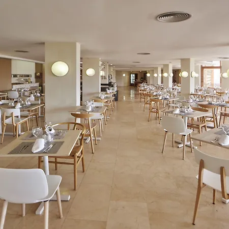 Hotel Tres Torres 4*