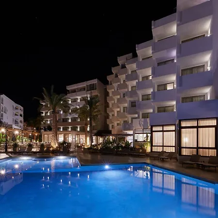 Tres Torres 4*