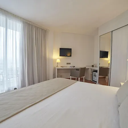 Tres Torres 4*