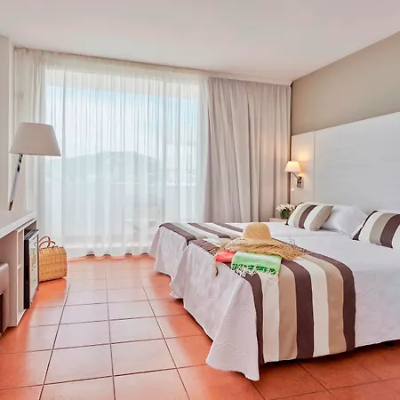 Tres Torres 4* Santa Eularia des Riu