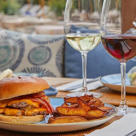 Tres Torres Otel Santa Eularia des Riu