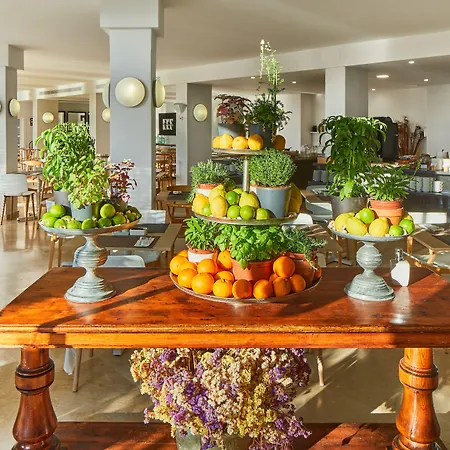 Tres Torres Hotel