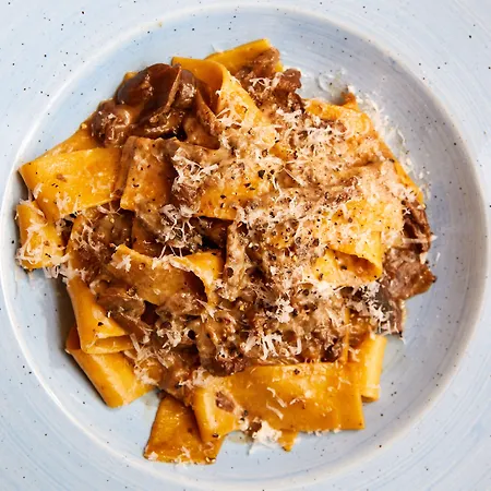 Ξενοδοχείο Tres Torres 4*