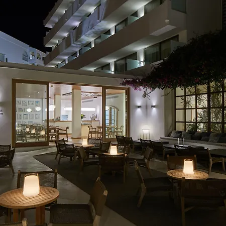Tres Torres Hotel