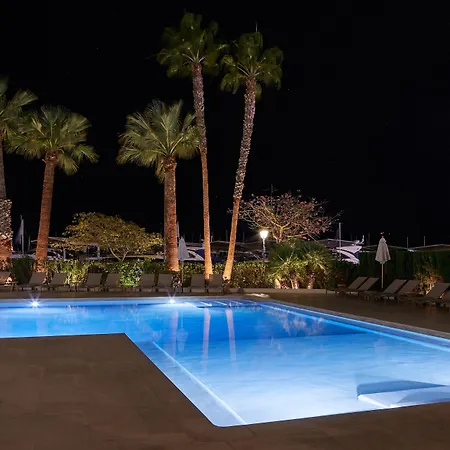 Tres Torres Hotel