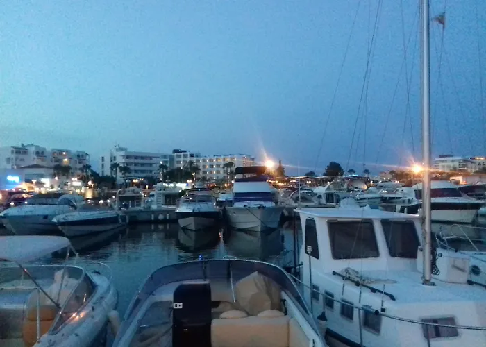 Tres Torres Санта-Эулалия-дель-Рио