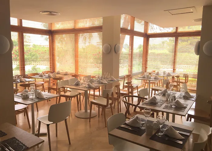 Tres Torres Santa Eularia des Riu