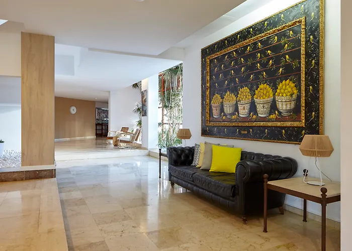 Tres Torres Hotel 4*