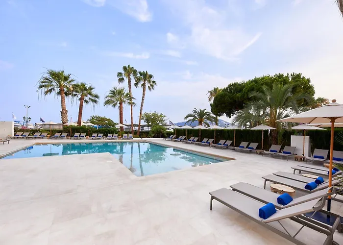 Tres Torres Hotel Santa Eularia des Riu