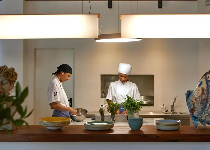 Hotel Tres Torres 4*