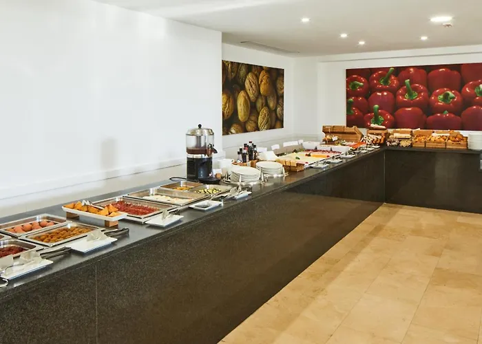 Tres Torres Hotel 4*