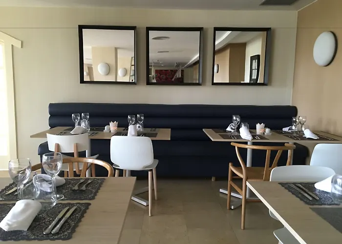 Tres Torres Santa Eularia des Riu