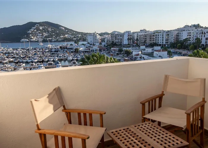 Tres Torres Санта-Эулалия-дель-Рио