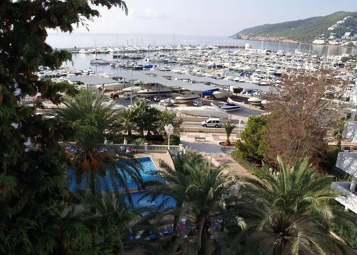 Tres Torres Отель